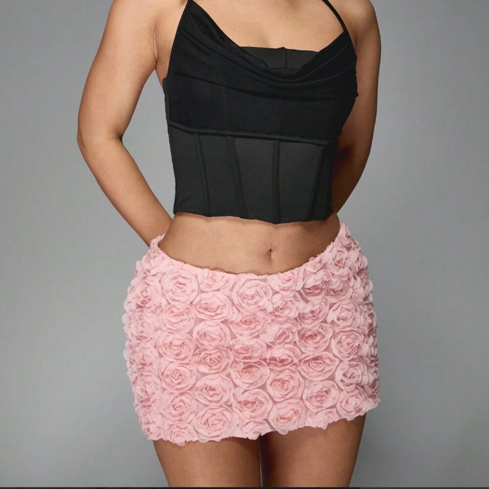 MISSGUIDED Rosette Floral Textured Mini Skirt Size SMALL NWT